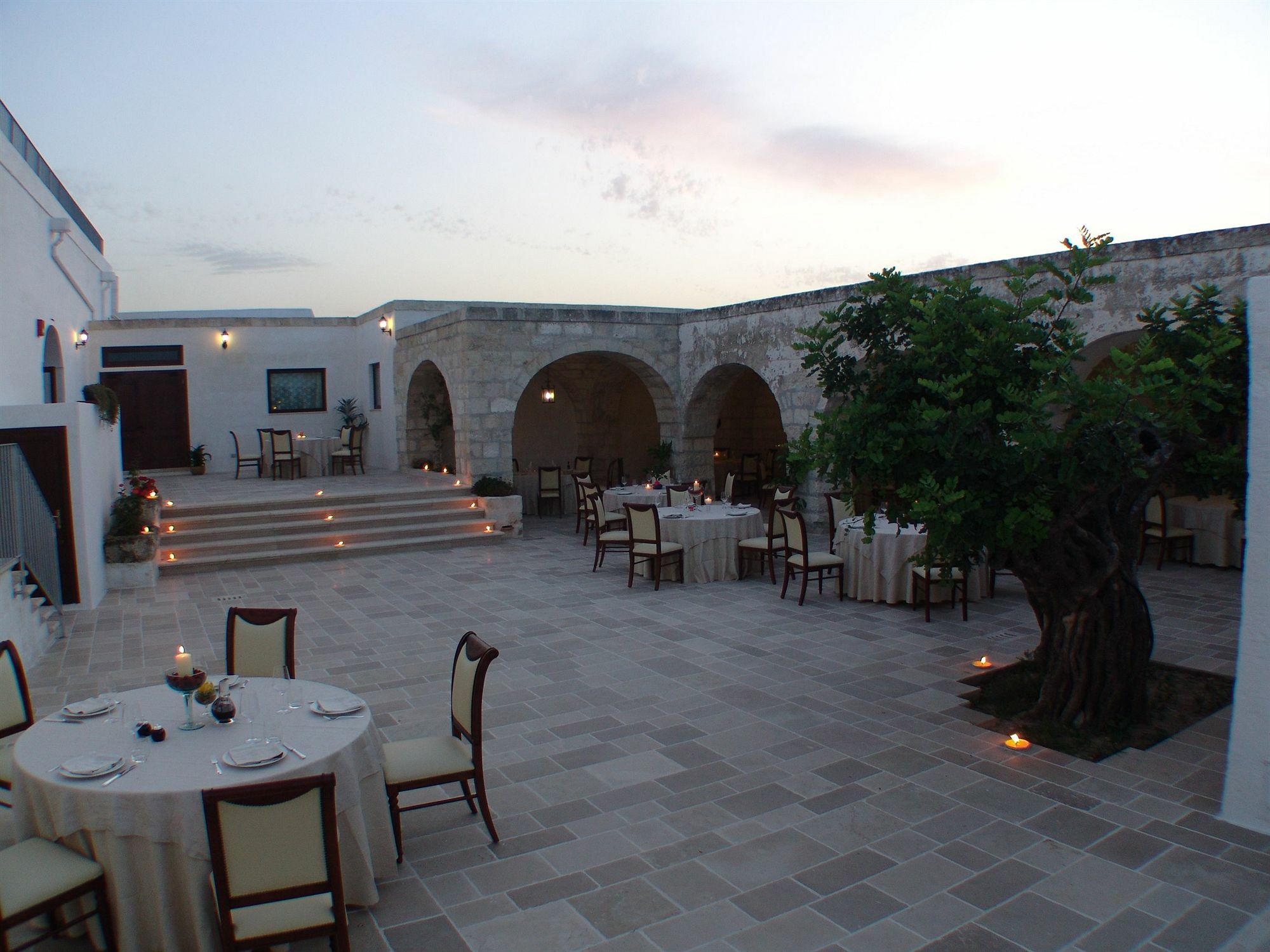 Hotel Masseria Fortificata Donnaloia โมโนโปลี ภายนอก รูปภาพ